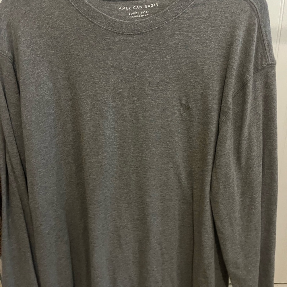 American Eagle Outfitters Men's Gray Shirt